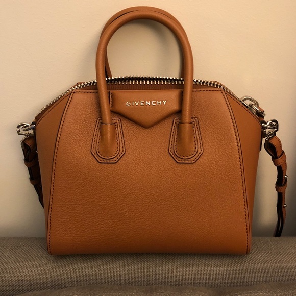 givenchy antigona tan